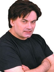 Александр Серов