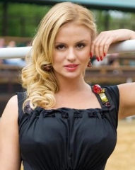 Анна Семенович