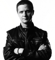 Дмитрий Хмелев