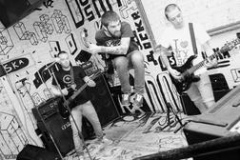 The Rave | In the Middle - Rascals and Robbers Tour