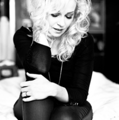 Anneke van Giersbergen